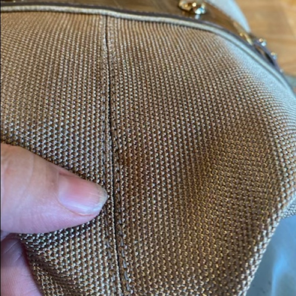 Kathy Van Zeeland Purse - Picture 8 of 9